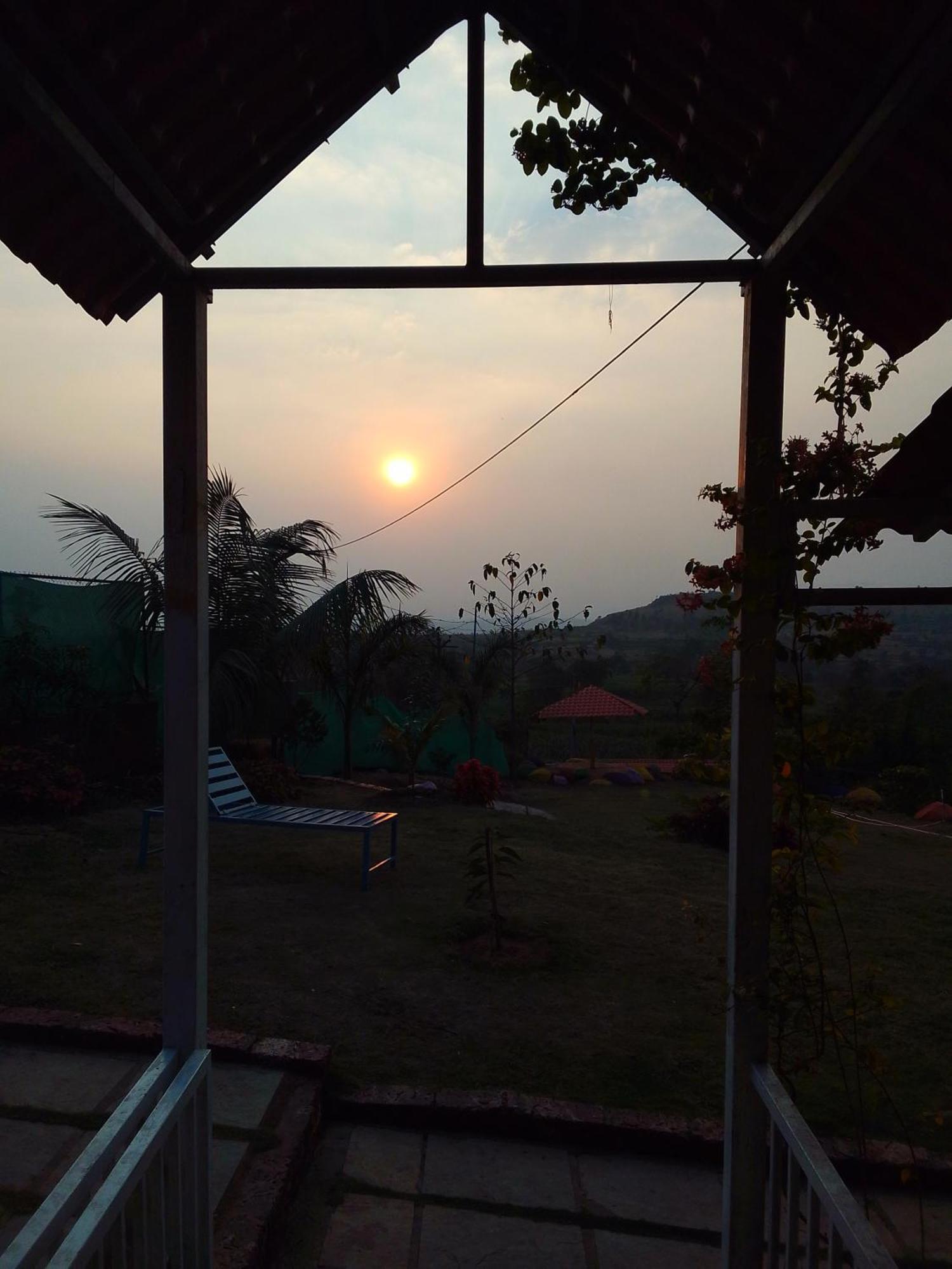 Veera Farmhouse,Villa Kolhapur Buitenkant foto