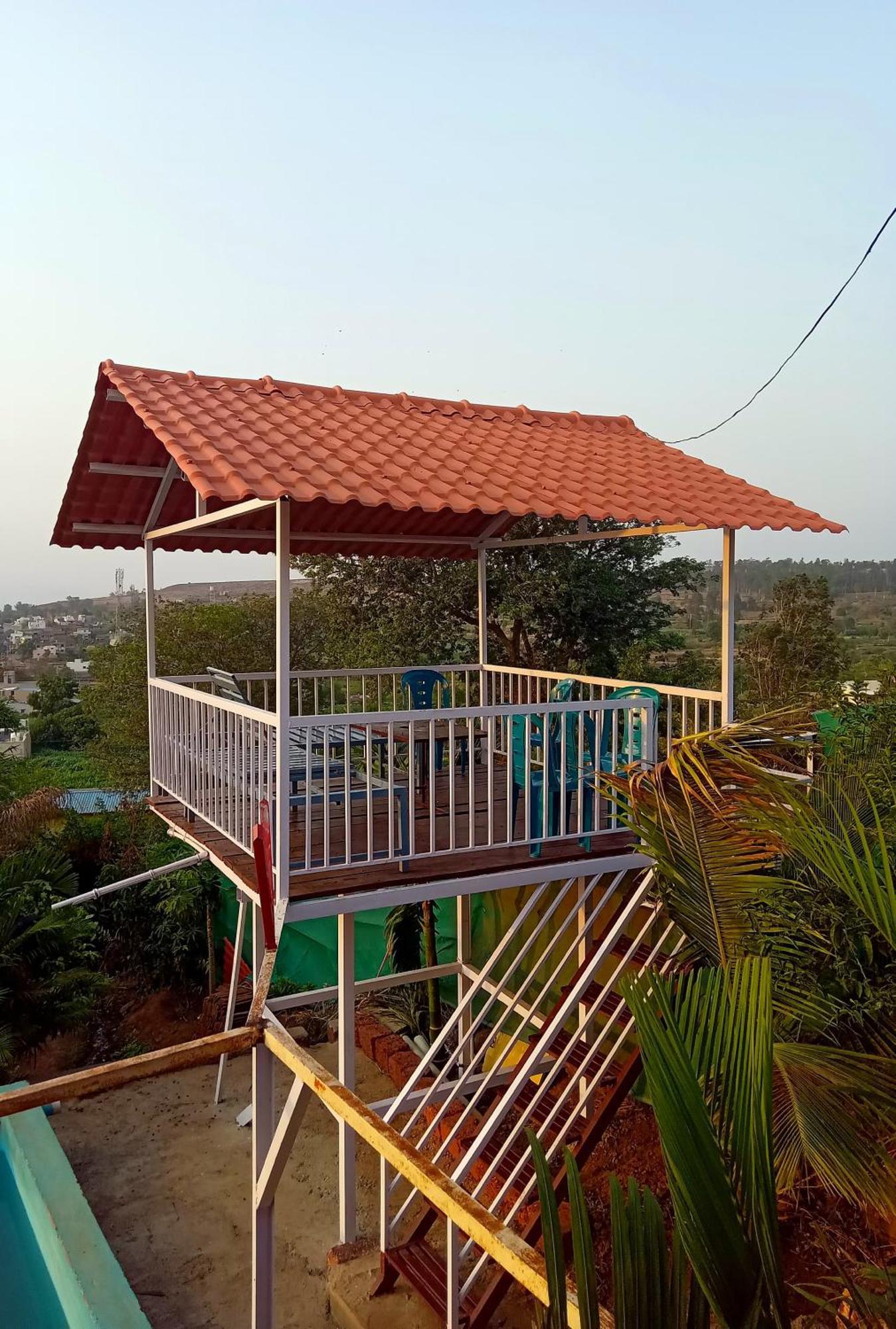 Veera Farmhouse,Villa Kolhapur Buitenkant foto